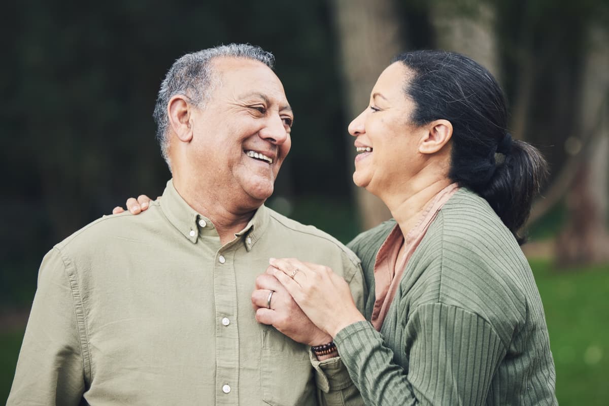 Couple enjoying renewed confidence after ED treatment at Aspire Health